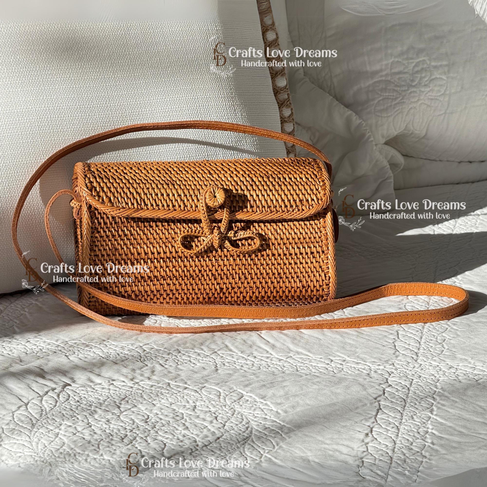 Rattan Bowl Wallet - Handwoven Crossbody Clutch | Handmade Artisan Bag Authentic Indonesia Imported