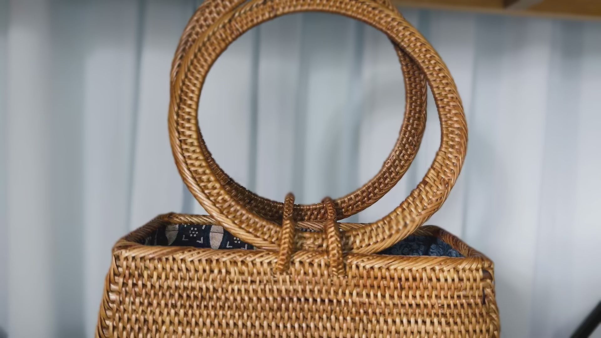 Bali Handwoven Rattan Tote: Boho Ata Grass Bag (Natural Golden Brown)
